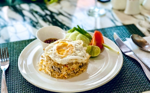 Bol Renversé: A Mauritian Classic